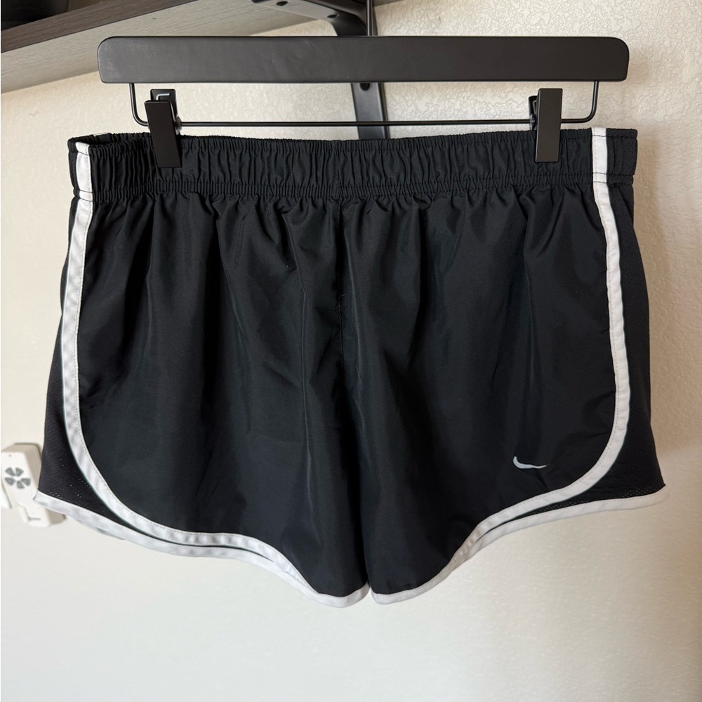 Nike Black and White Athletic Shorts Lightweight Design